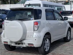 Toyota Rush 2008 Off white