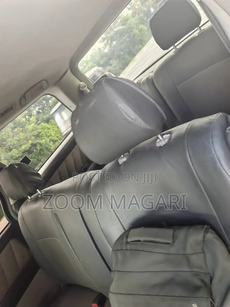 Toyota Alphard 2004 Gray