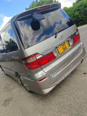 Toyota Alphard 2004 Gray