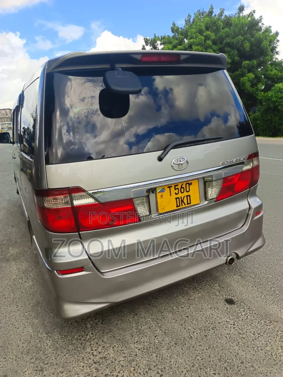 Toyota Alphard 2004 Gray