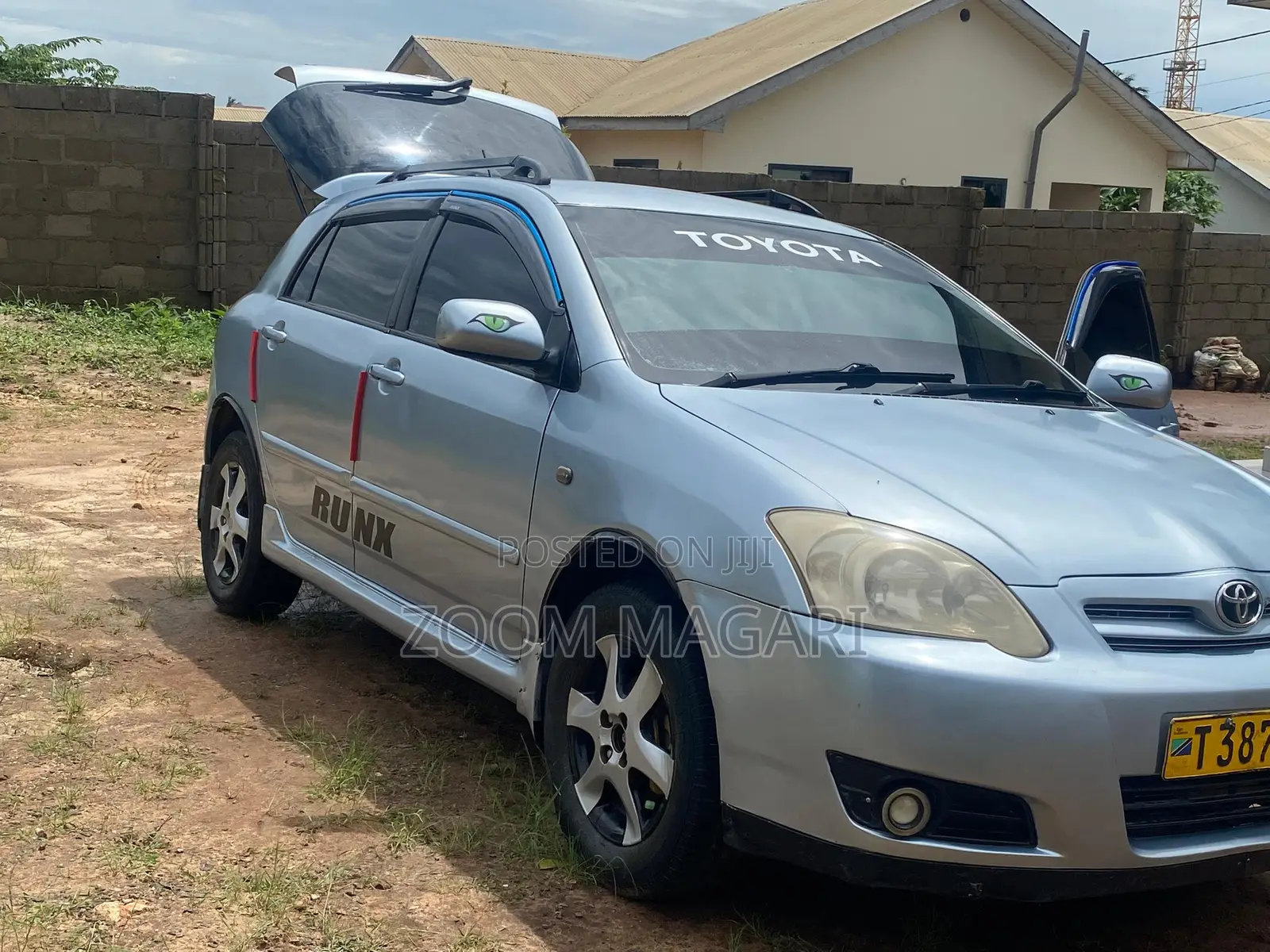 Toyota Corolla RunX 2002 Silver