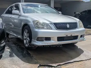 Toyota Crown 2007 Silver