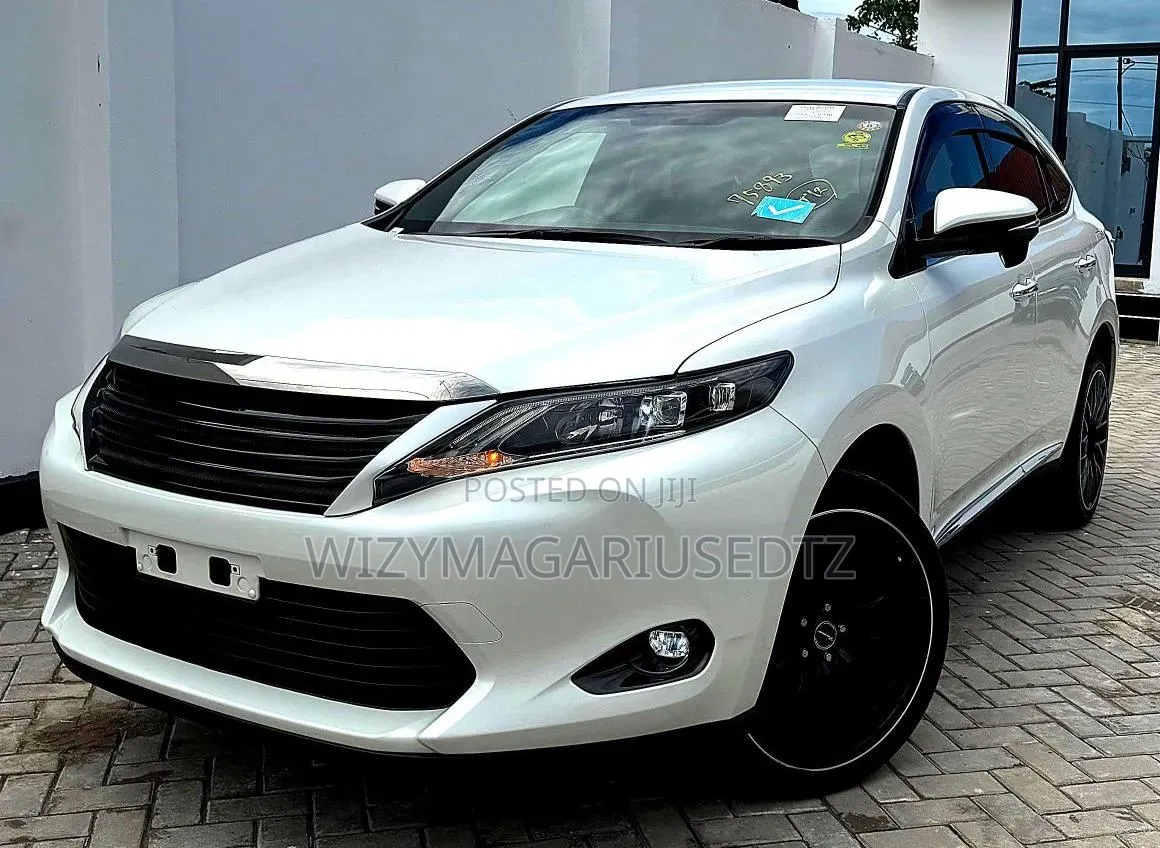 Toyota Harrier 2016 Off white