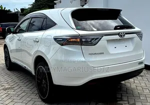 Toyota Harrier 2016 Off white