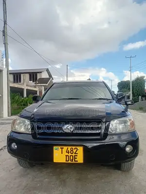 Toyota Kluger 2004 Black