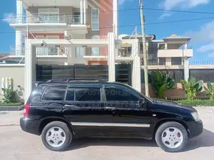 Toyota Kluger 2004 Black