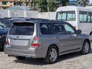 Subaru Forester 2006 Gray