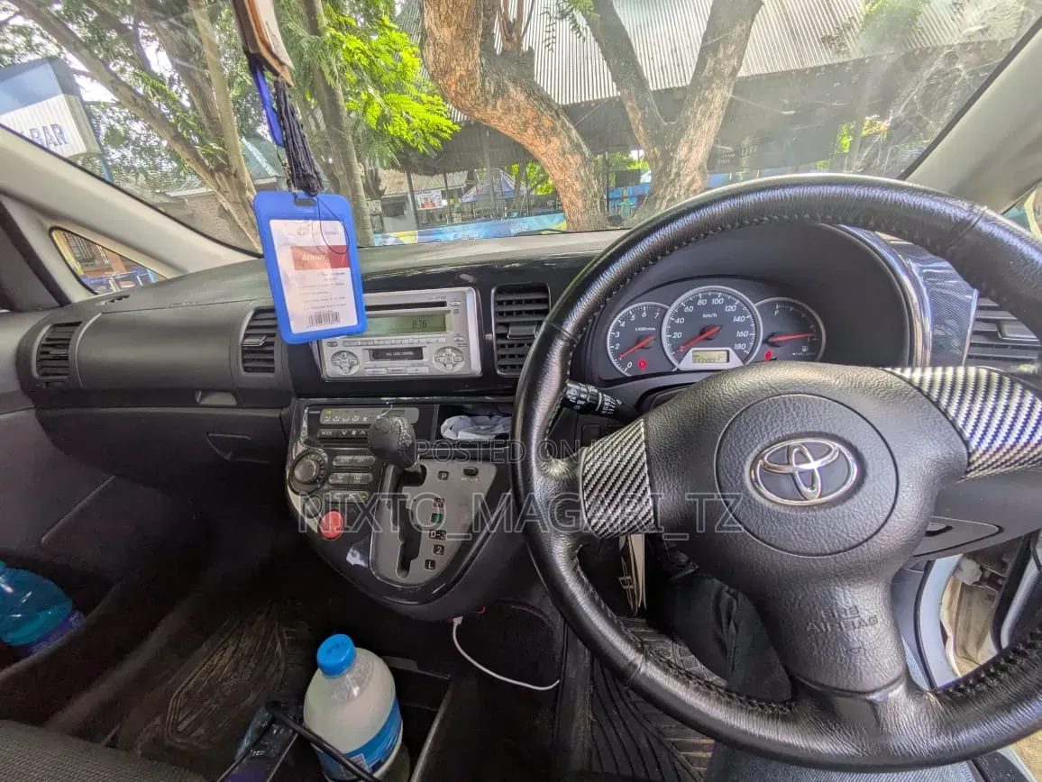 Toyota Wish 2008 White