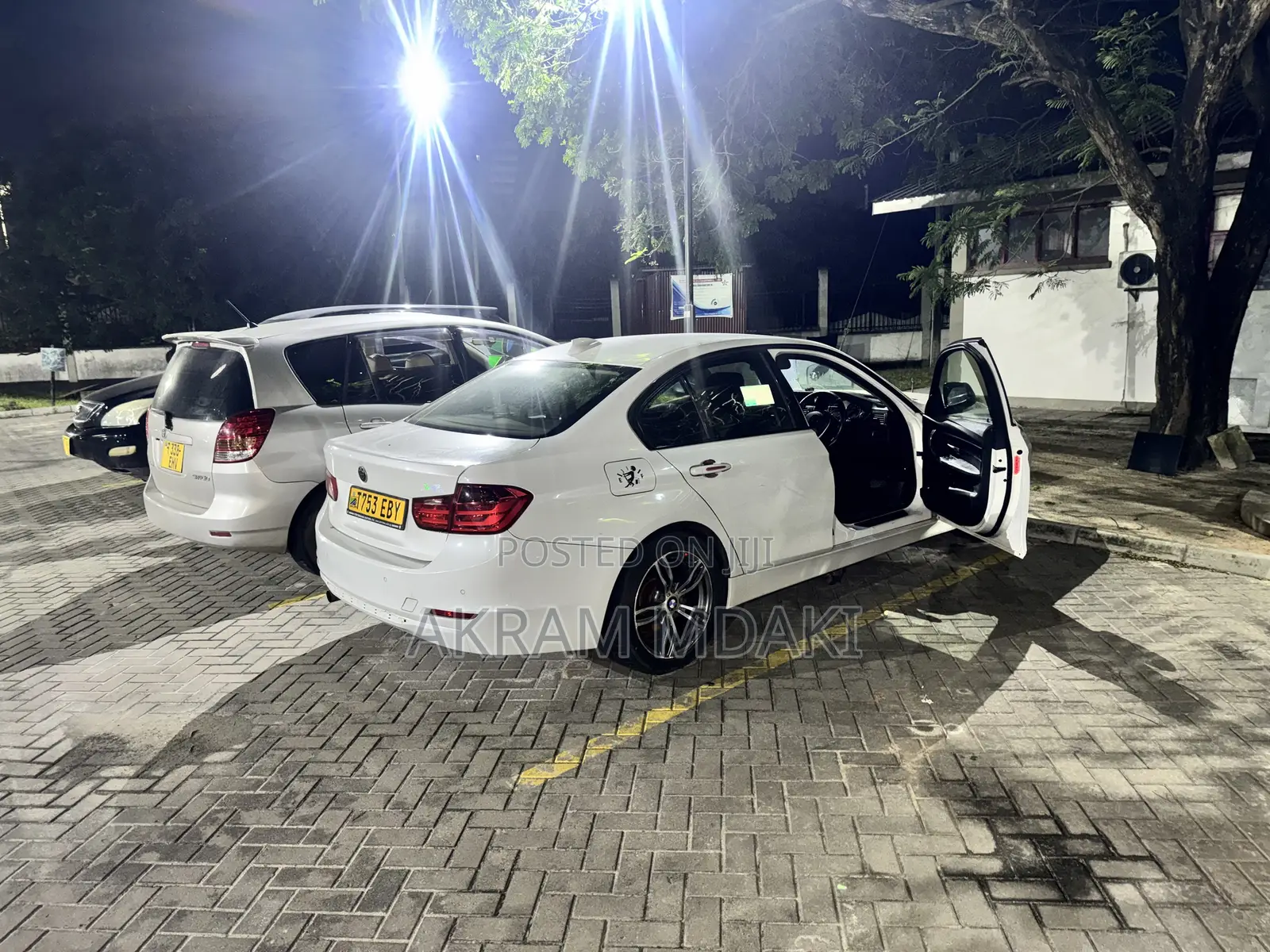 BMW 3 Series 2013 White