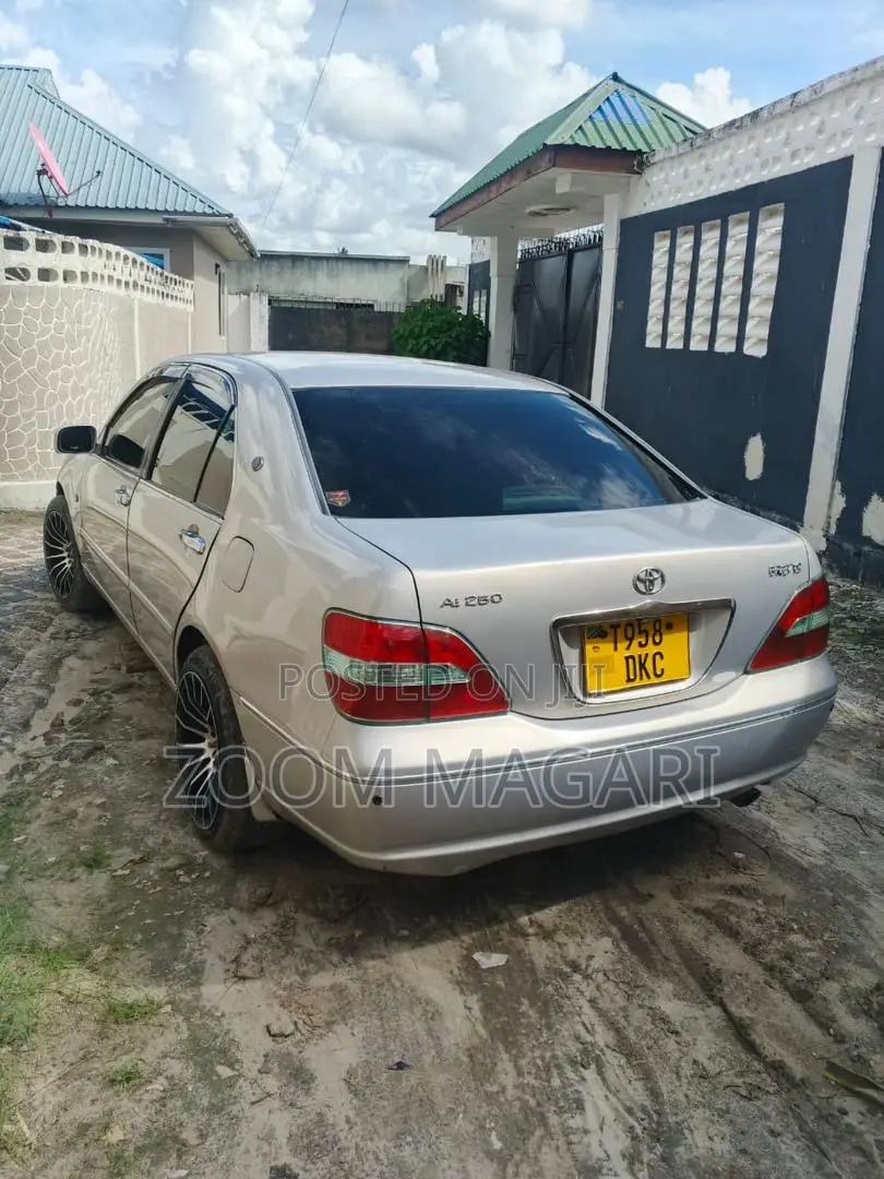 Toyota Brevis 2005 Silver