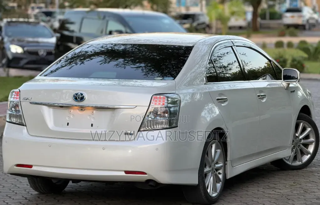 Toyota Sai 2.4 Hybrid FWD 2012 Off white