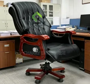 Best Leather Executive Office Chair With a Solid Wood Frame Adjustable