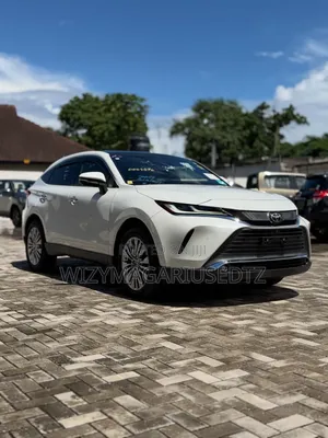 Toyota Harrier 2020 Pearl