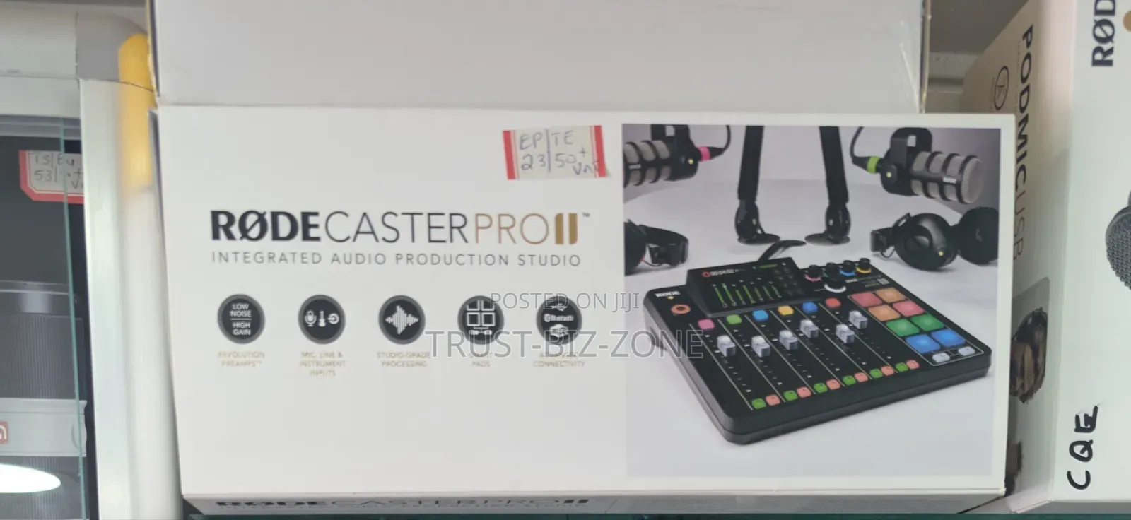 Audio Mixer Production Studio. (Rode)