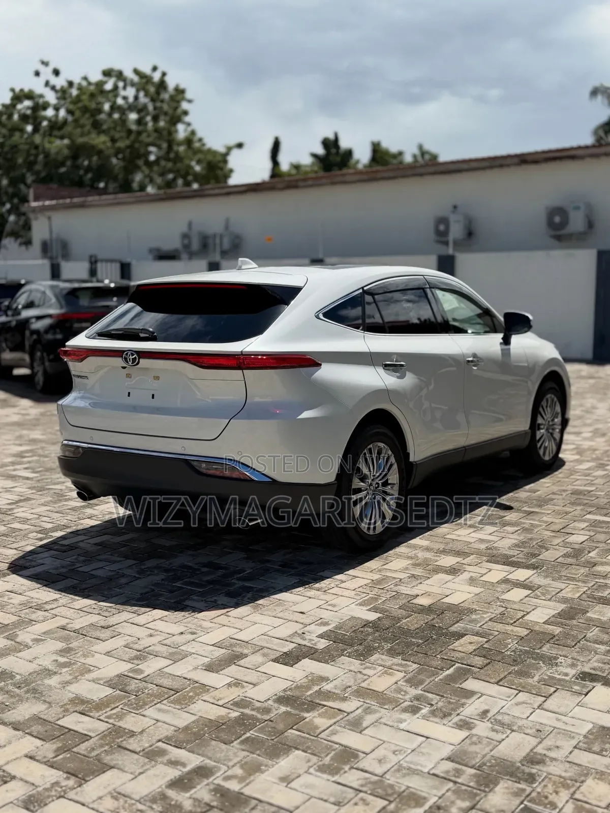 Toyota Harrier 2020 Pearl