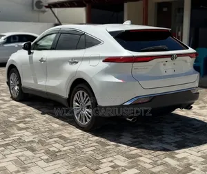 Toyota Harrier 2020 Pearl