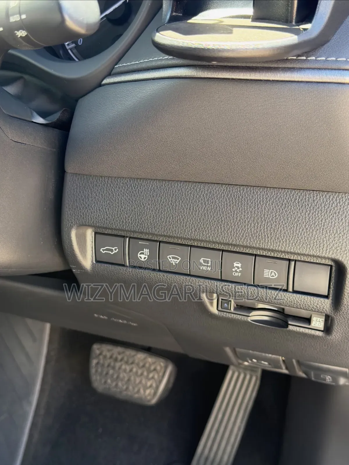 Toyota Harrier 2020 Pearl