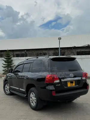 Toyota Land Cruiser 2009 Black