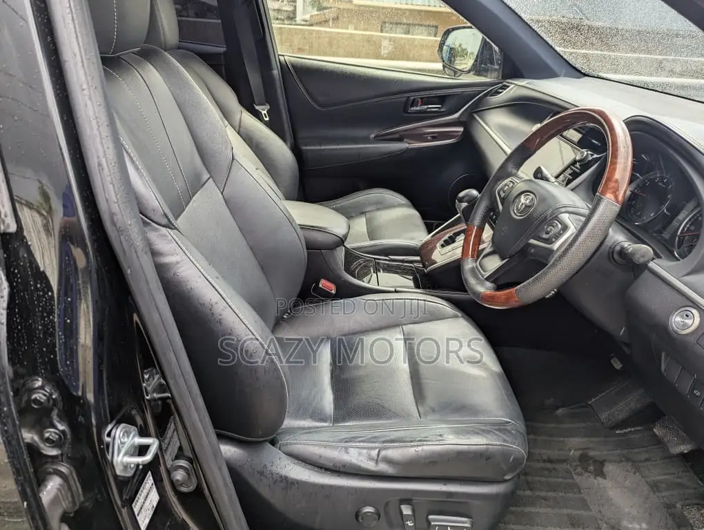 Toyota Harrier 2013 Black