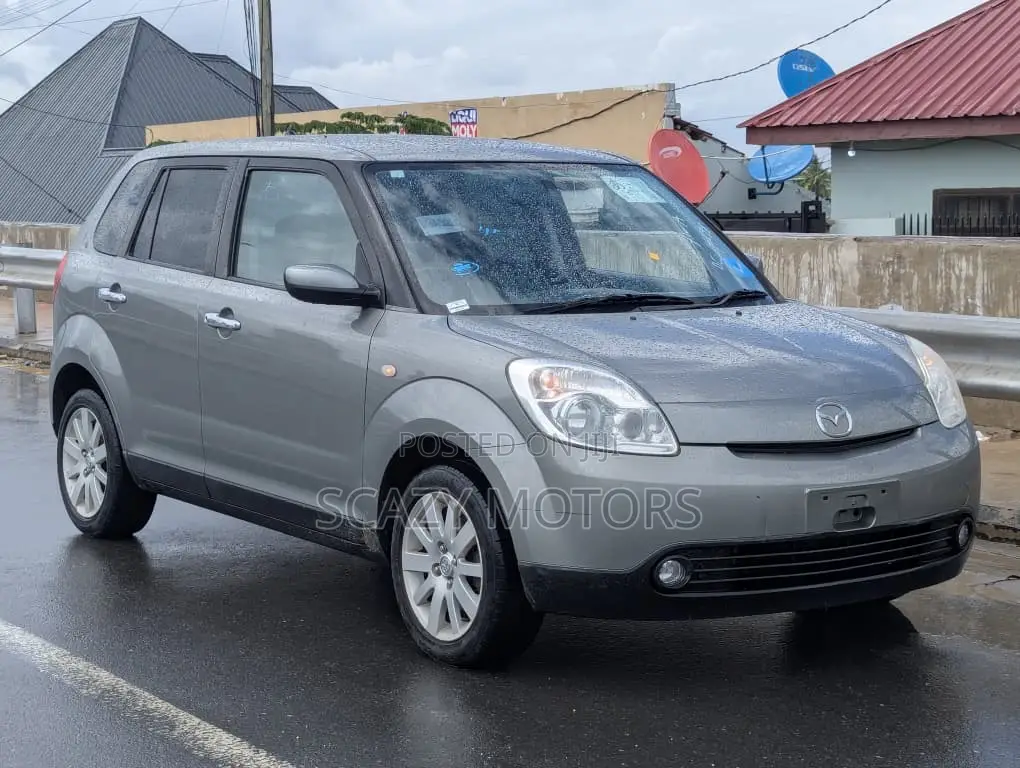 Mazda Verisa 2008 Gray