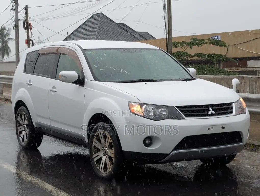 Mitsubishi Outlander 2008 White