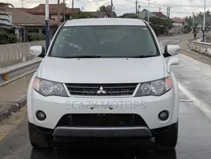 Mitsubishi Outlander 2008 White