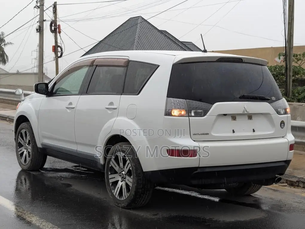 Mitsubishi Outlander 2008 White