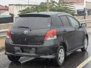 Toyota Vitz 2010 Black