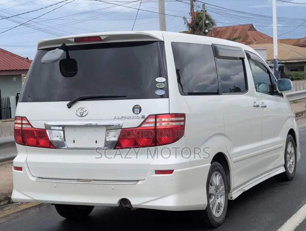 Toyota Alphard 2005 White