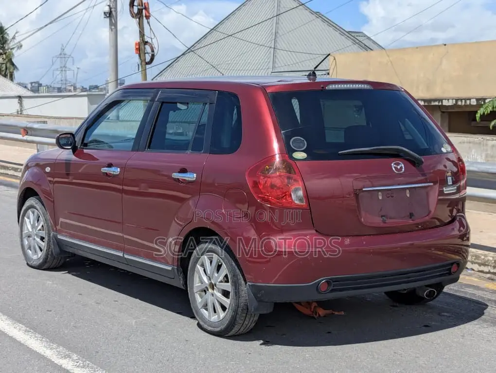 Mazda Verisa 2011 Maroon