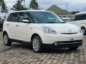 Mazda Verisa 2007 White