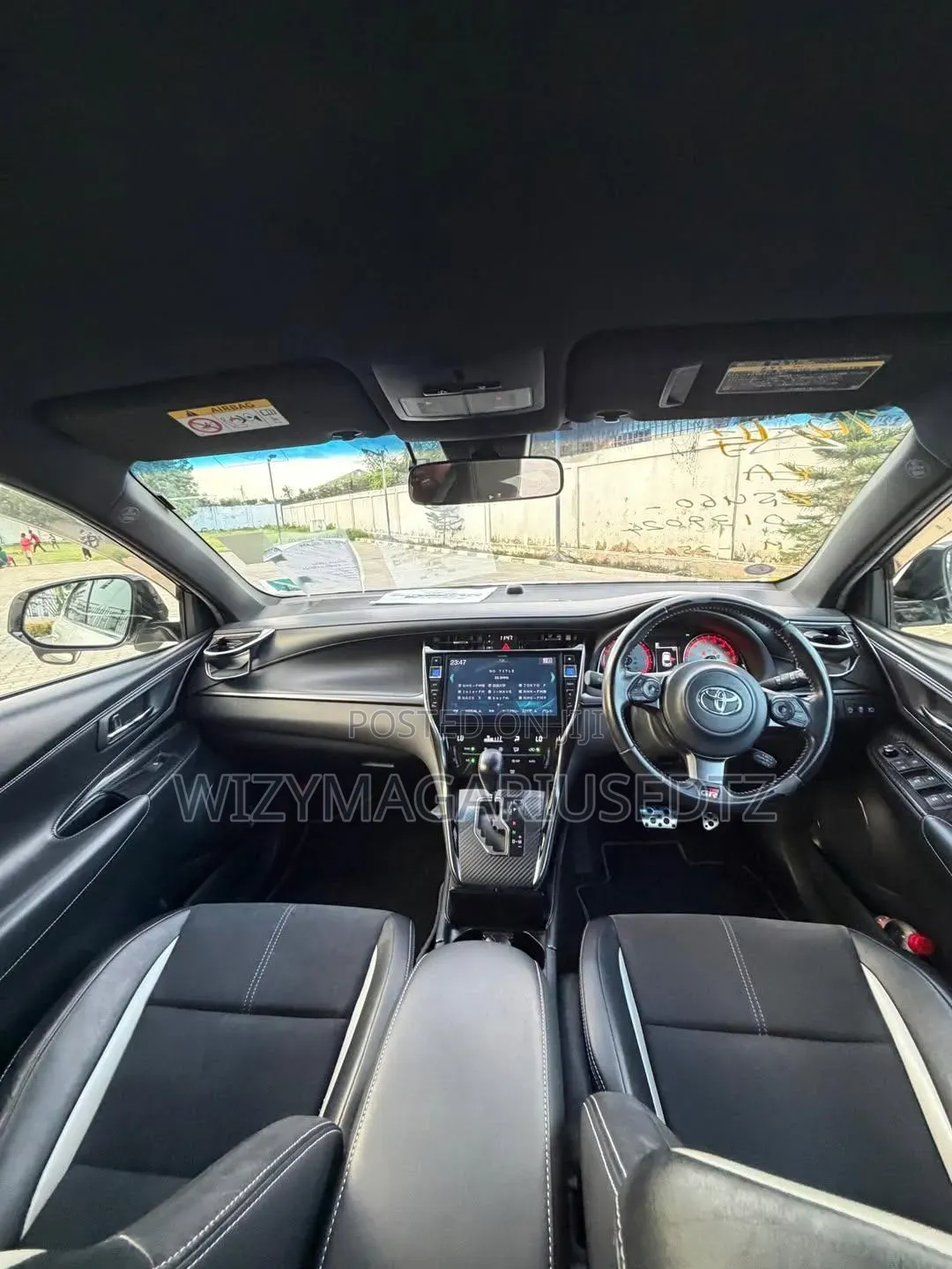 Toyota Harrier 2.0 2018 Ivory