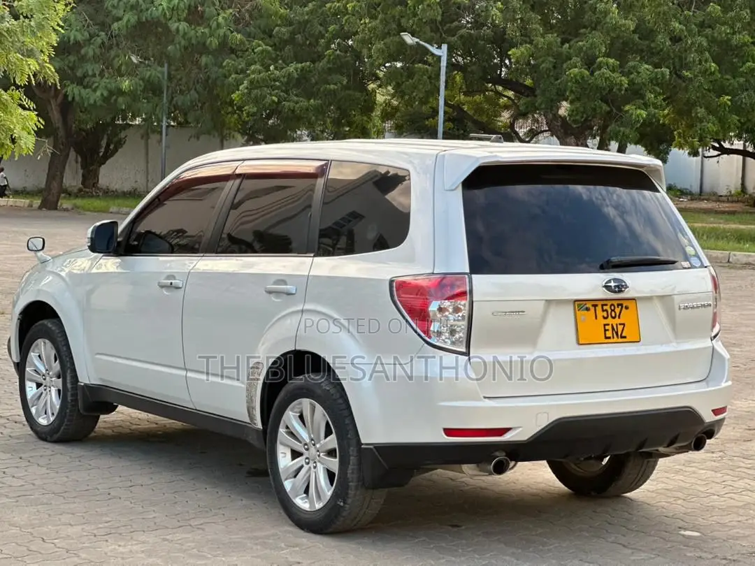 Subaru Forester 2012 White