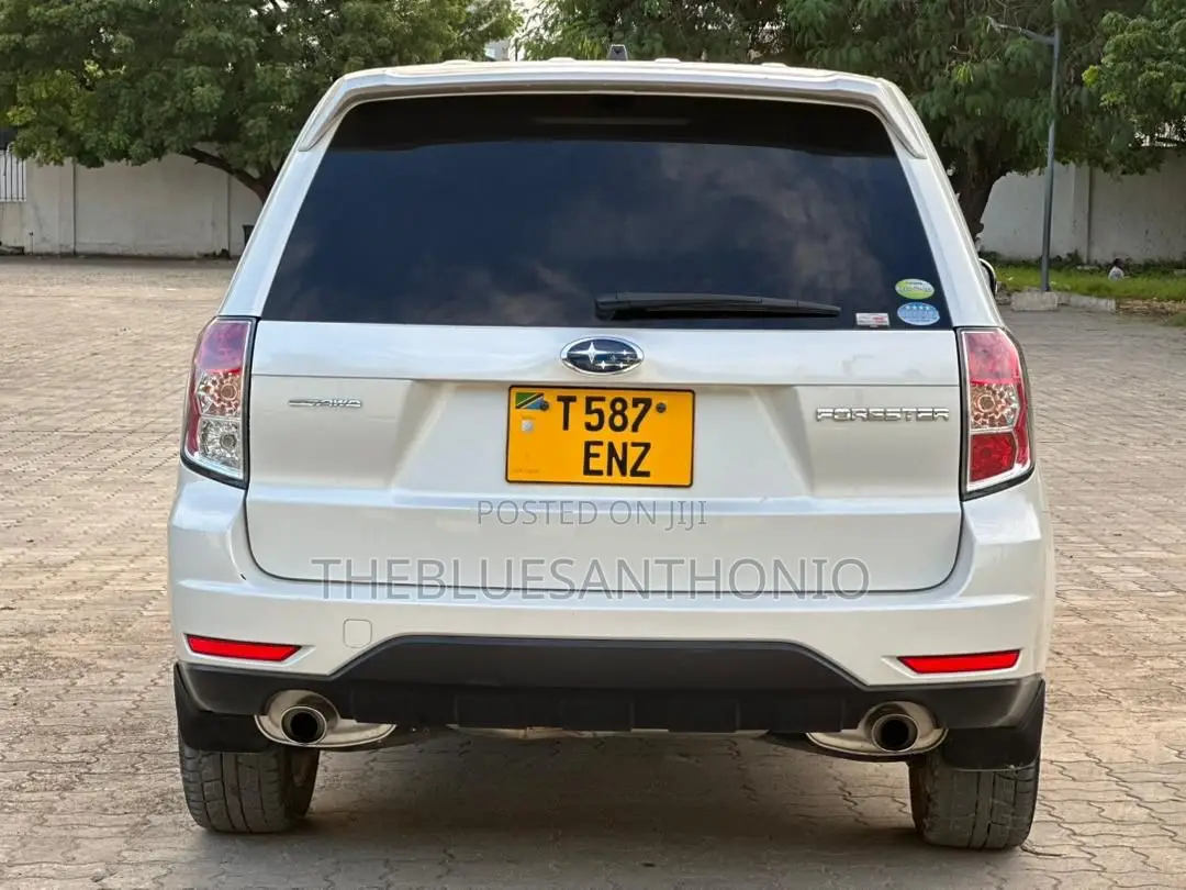 Subaru Forester 2012 White
