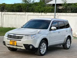 Subaru Forester 2012 White