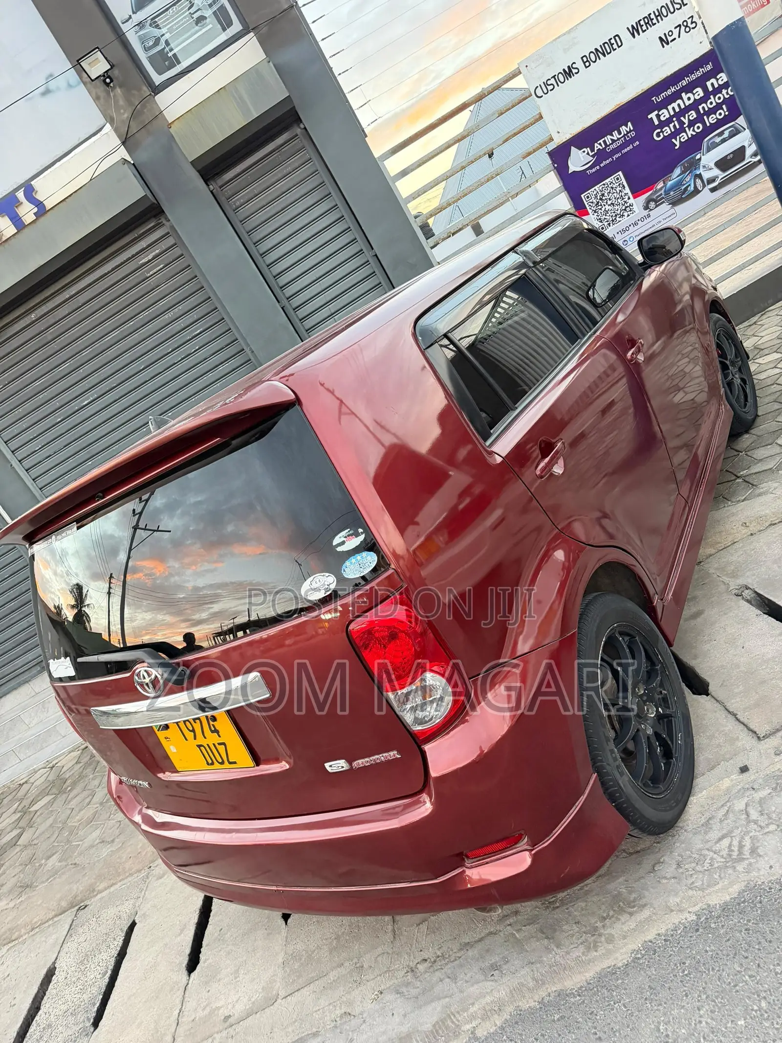 Toyota Corolla Rumion 2008 Maroon