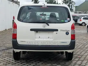 Toyota Probox 2014 White