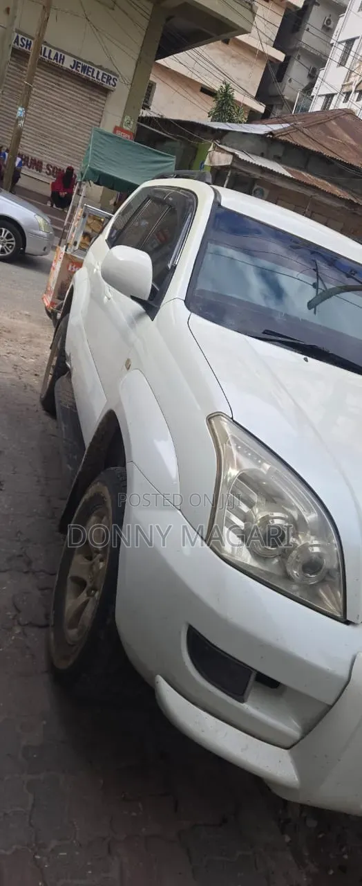 Toyota Land Cruiser Prado 2.7 i 16V 2006 White
