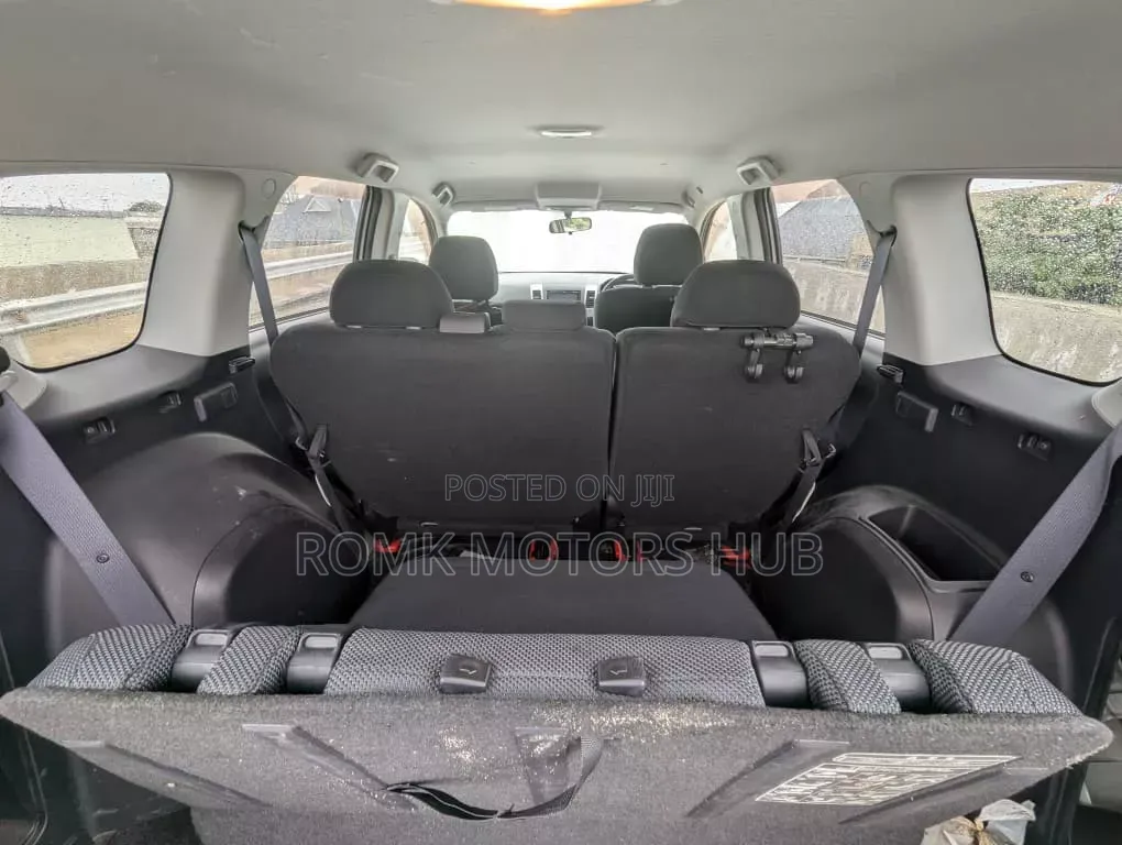 Mazda Verisa 2007 White