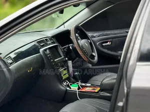 Toyota Crown 2006 Gray
