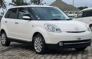 Mazda Verisa 2007 White