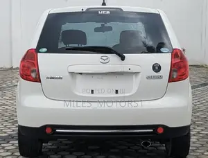 Mazda Verisa 2007 White