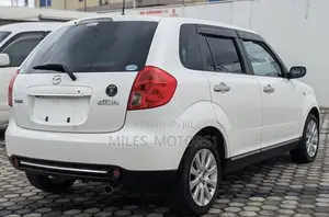 Mazda Verisa 2007 White