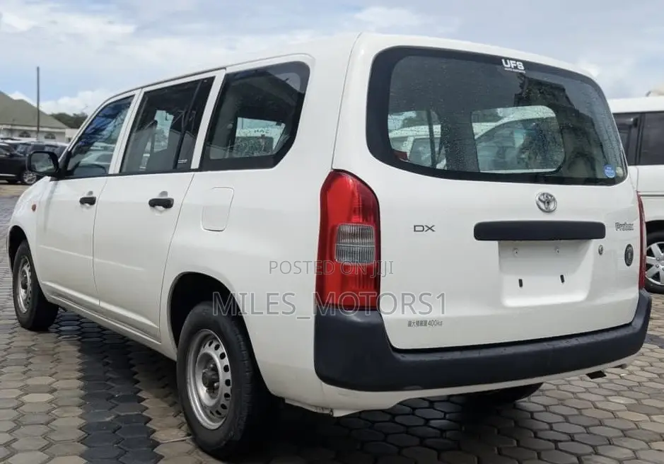Toyota Probox 2012 White
