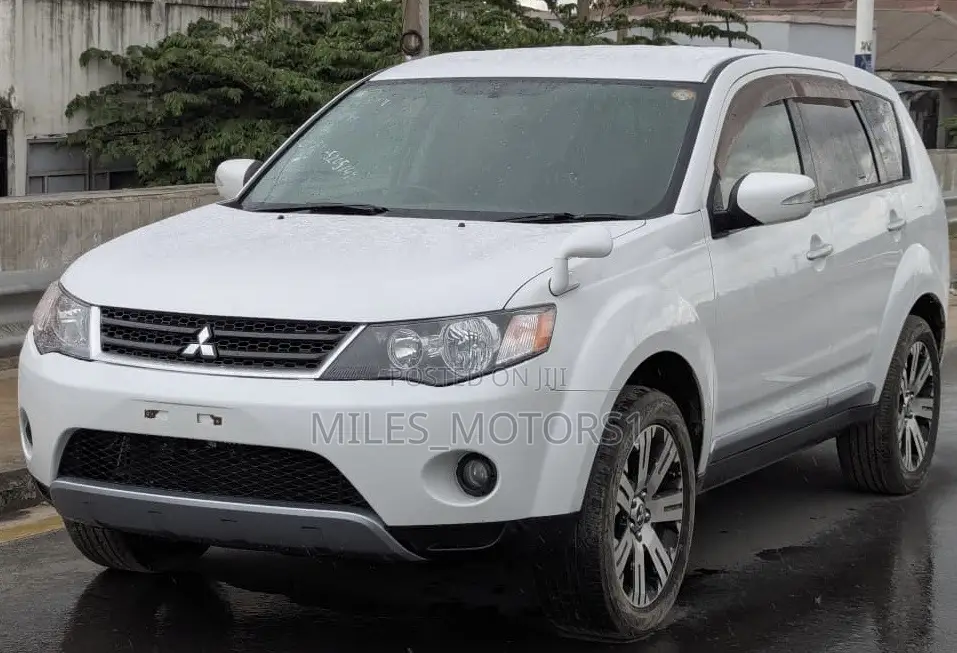Mitsubishi Outlander 2008 White