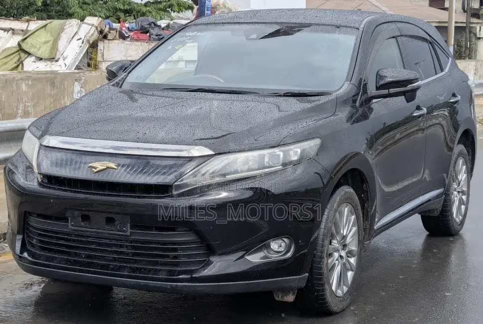 Toyota Harrier 2013 Black