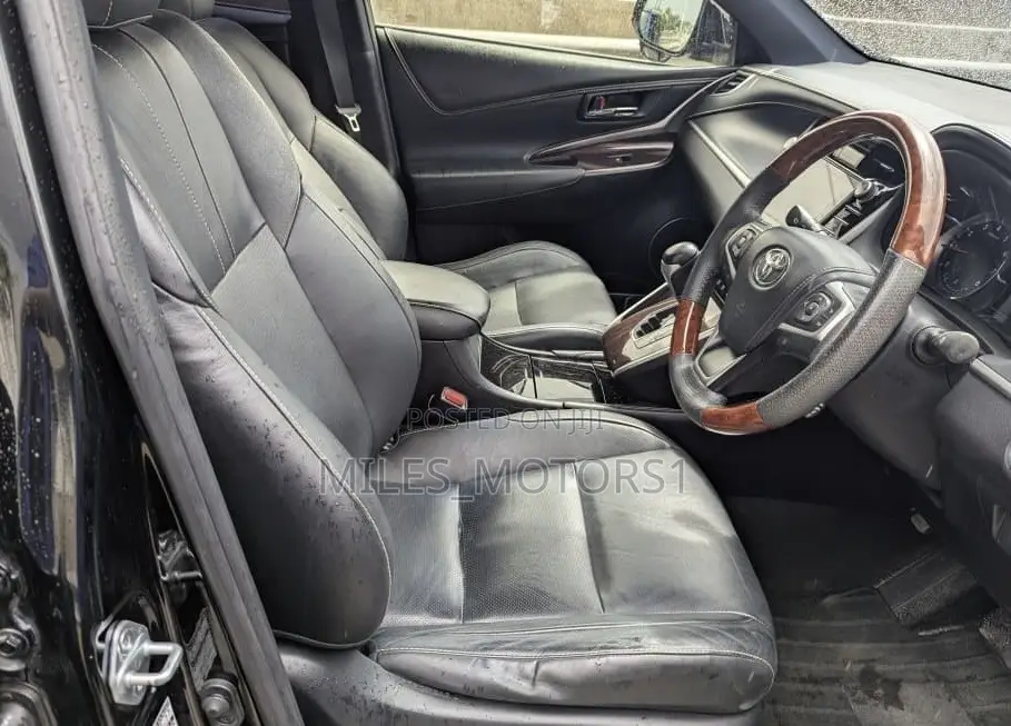 Toyota Harrier 2013 Black