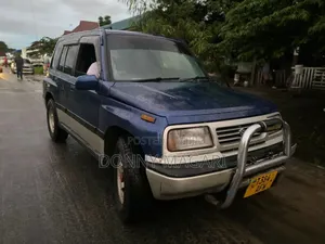 Suzuki Escudo 2005 Blue