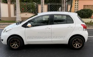 Toyota Vitz 2010 Burgundy