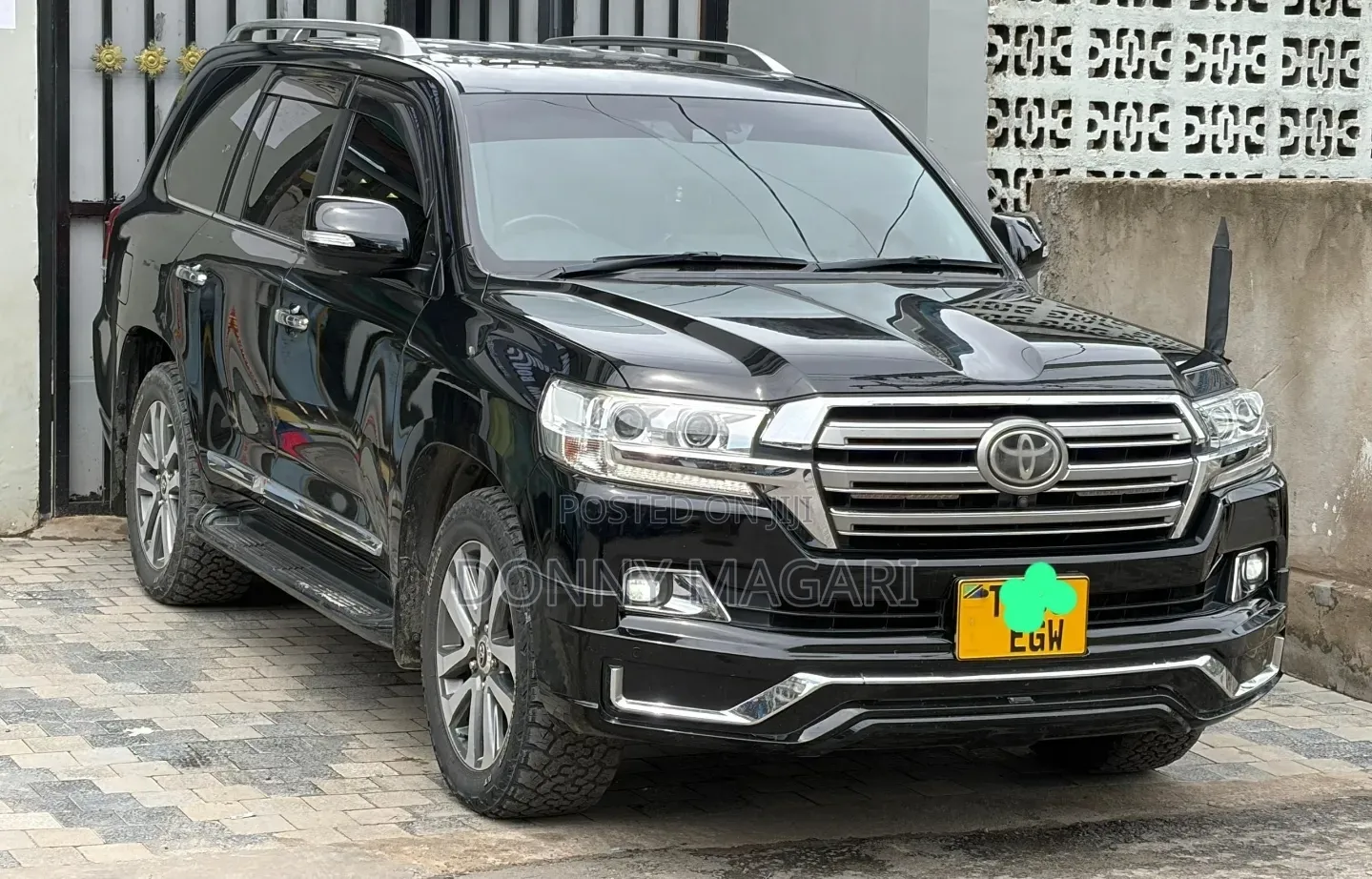 Toyota Land Cruiser 2017 Black